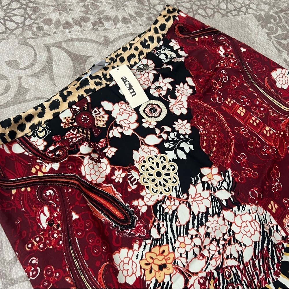 Acorn Black and Red Floral skirt- silk and cotton NWT - Picture 2 of 6